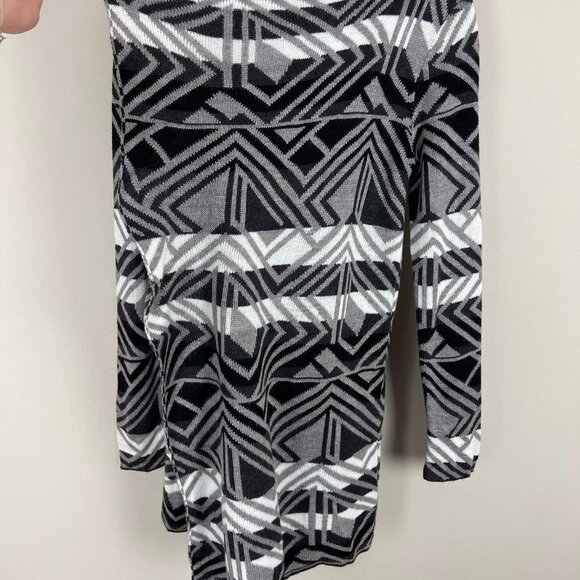 Cable & Gauge Cardigan Sweater Womens Medium Black Gray Aztec Open Front Draped - Picture 10 of 11